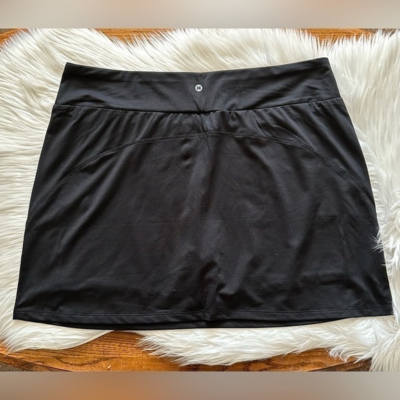 RBX Black Skort with Compression Shorts in Mesh Knit - Picture 3 of 8